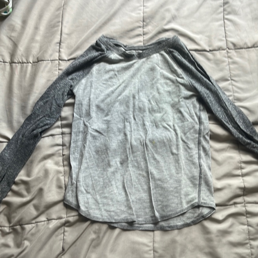 Gray Long Sleeve☕️🤍